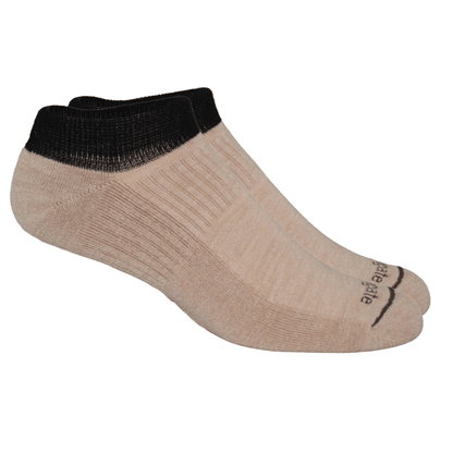 No show socks in sand bown